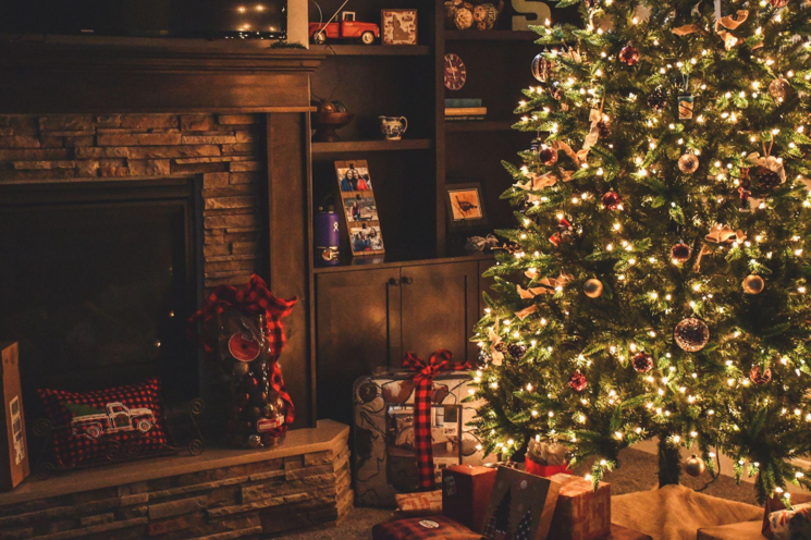 Artificial Christmas Wreaths and their Surprising Connection to Middle Eastern Culture andArtificial Christmas Wreaths and their Surprising Connection to Middle Eastern Culture and Cuisine Cuisine
